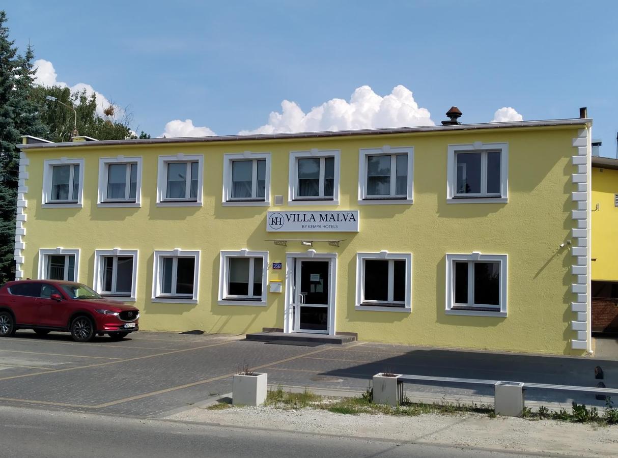 Villa Malva Lomianki Luaran gambar