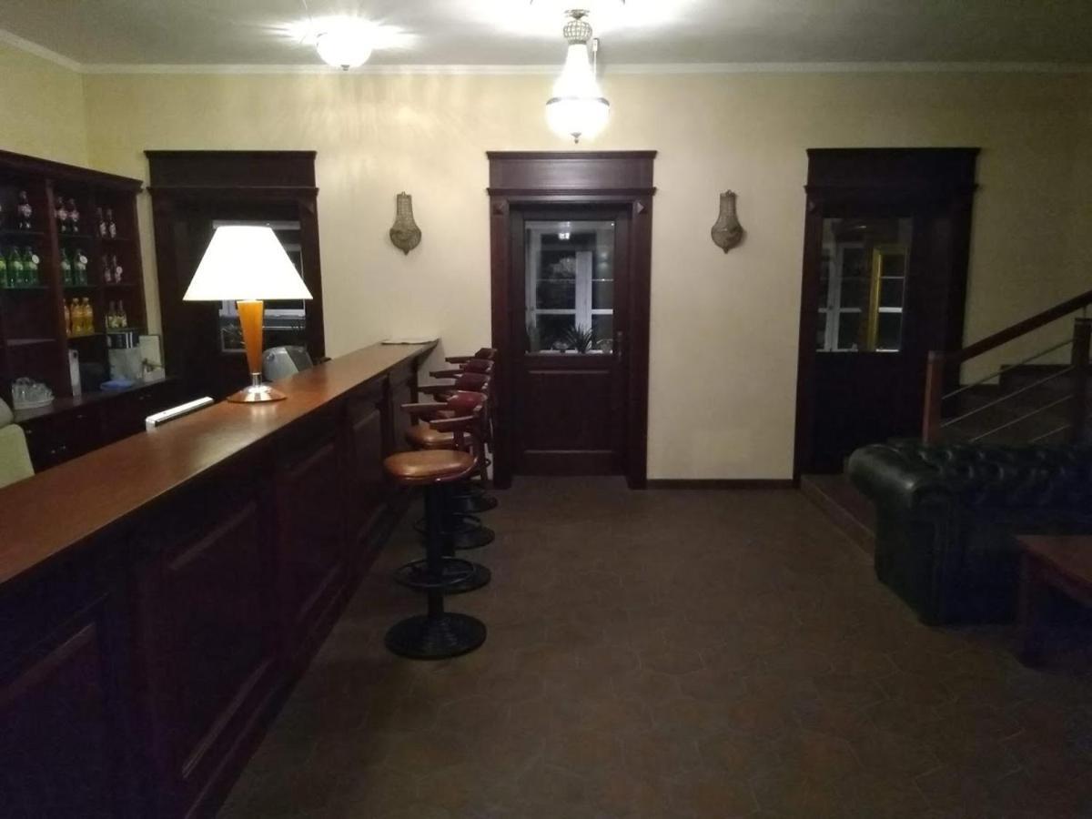 Villa Malva Lomianki Luaran gambar